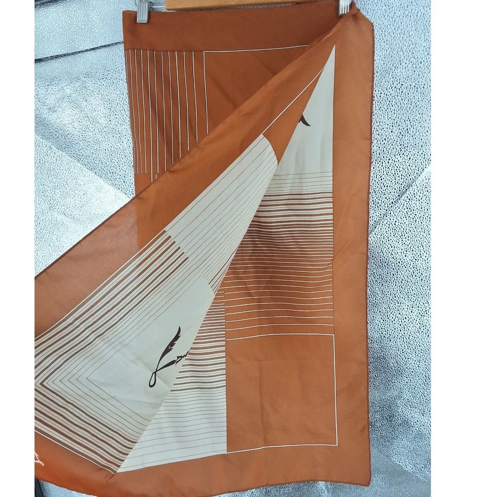 Vintage Designer Scarf‎